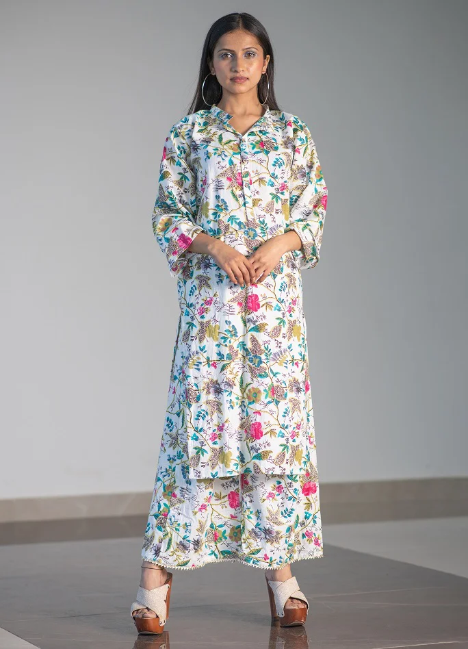White Floral kurta-patti pallazo set - Image 2