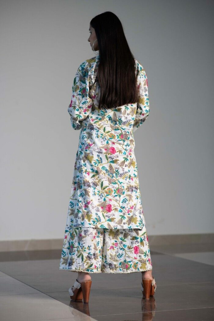 White Floral kurta-patti pallazo set - Image 6