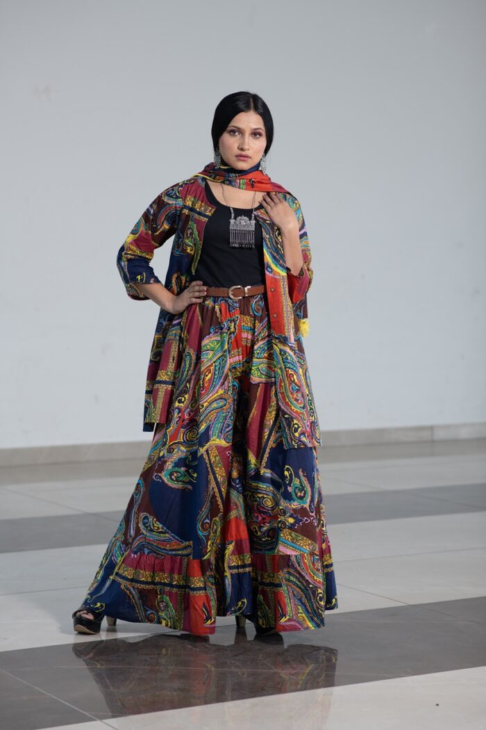 Sharara style 3 piece black cotton set with co-ord duppata - Image 9