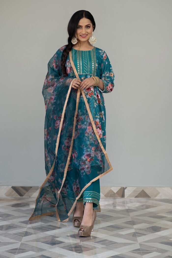 Teal Printed Velvet Suit Set - Image 6