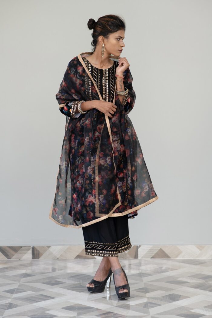 Black Printed Velvet Suit Set - Image 7