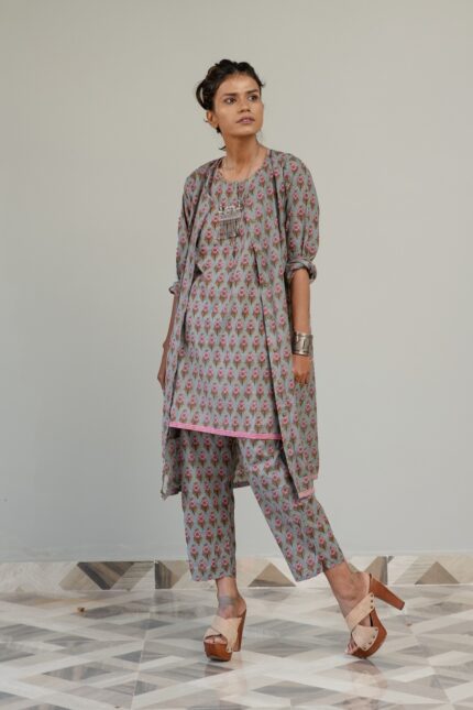 Venus-color 3 piece cotton straight suit