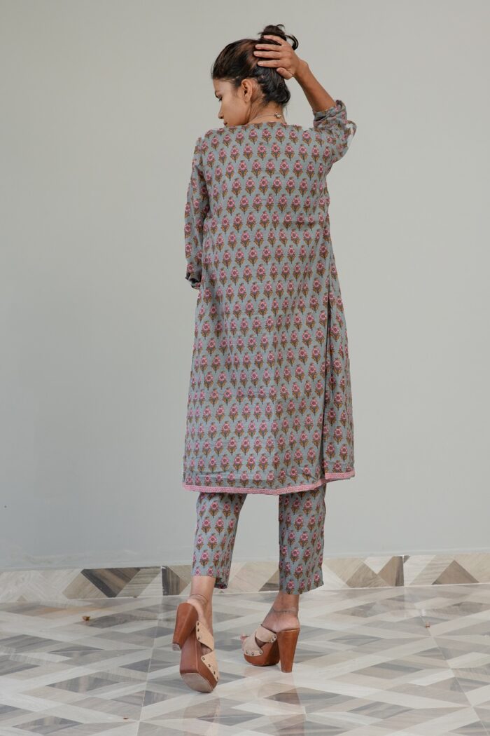 Venus-color 3 piece cotton straight suit - Image 4