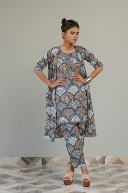 Grey-color 3 piece cotton straight suit