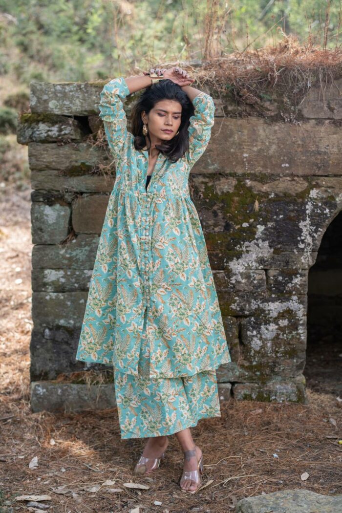 Emerald green pure cotton co-ord set - Image 2