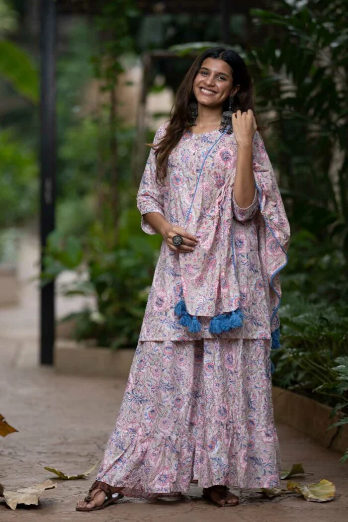 Sharara style 3-piece pink cotton set with co-ord duppata - Image 2