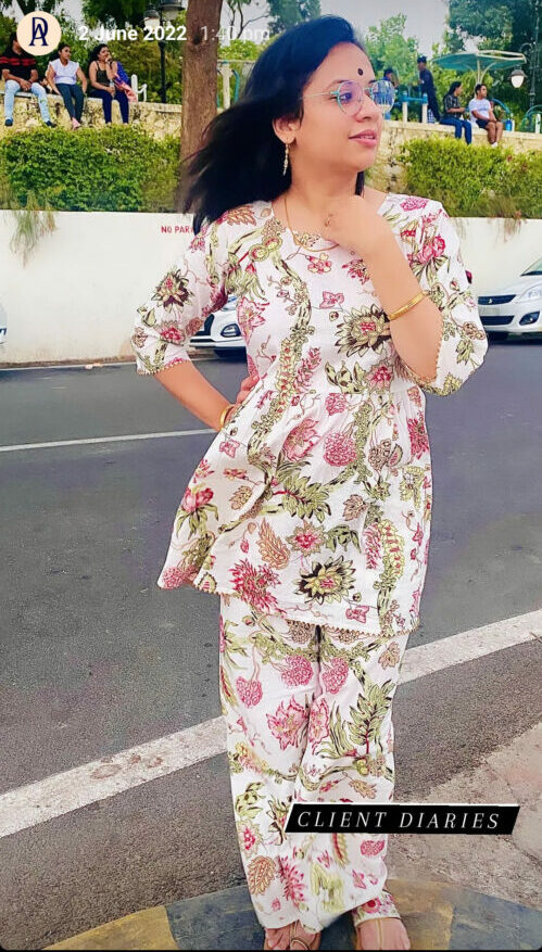 White floral print frock Style set photo review