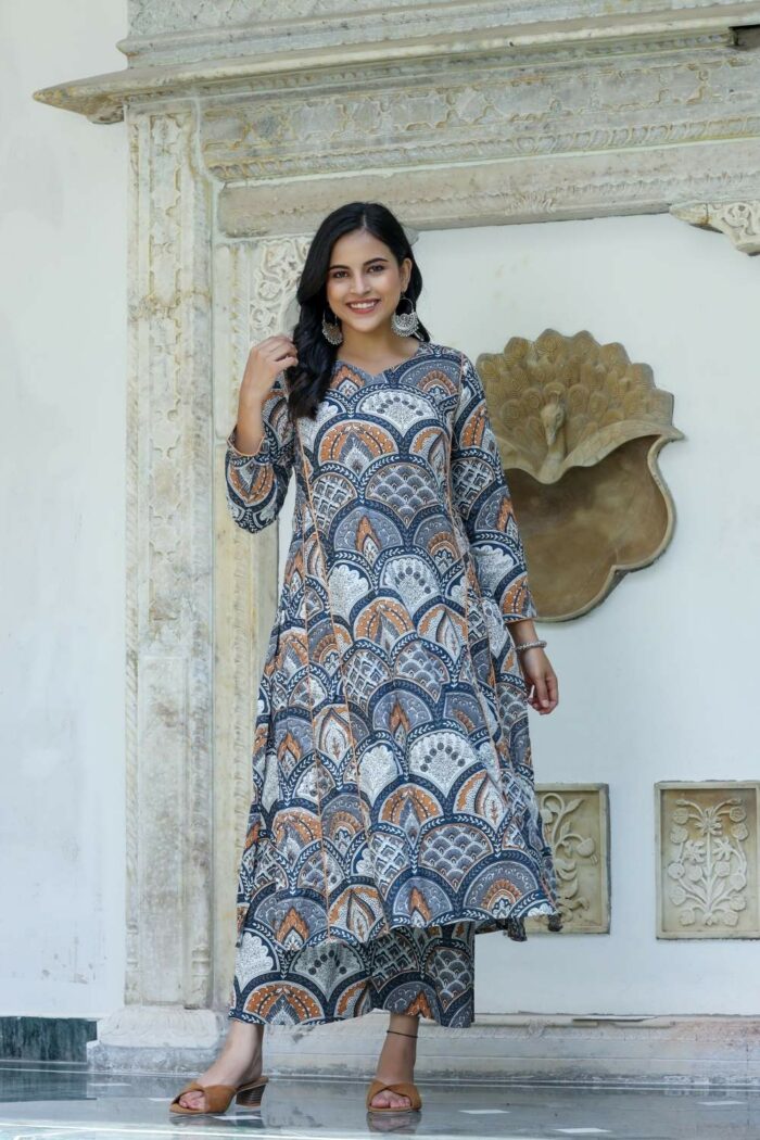 Bloom Burst Dress Set - Image 3