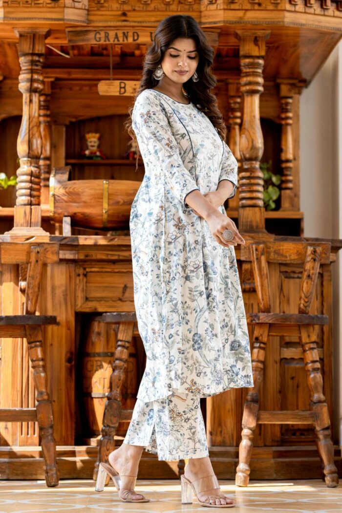 Pastel blue Straight coord set - Image 2