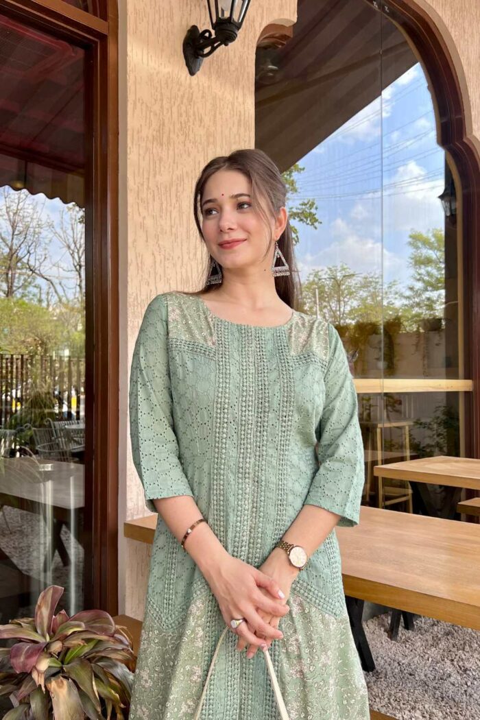 Long pear designer shifali emsemble - Image 3