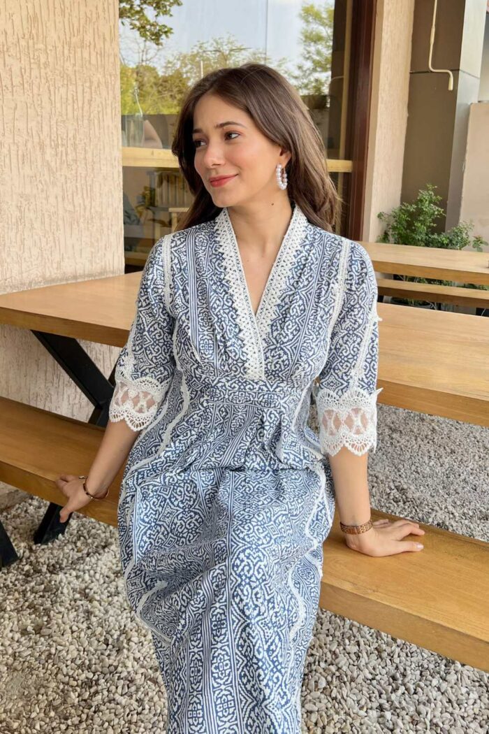 Floral Delight Blue Lace Dress - Image 6