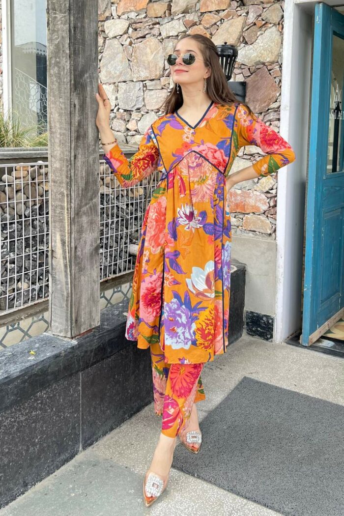Multicolor Poppin long ensemble - Image 1