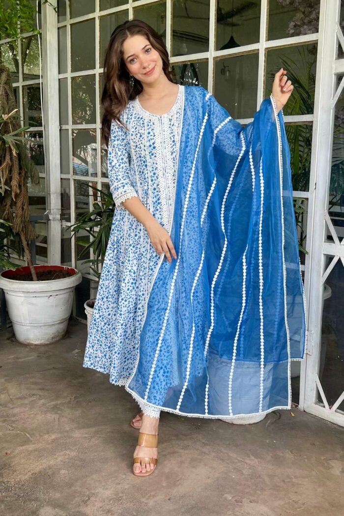 Blooming Lace Blue Party Cotton Set With Duppata - Image 3