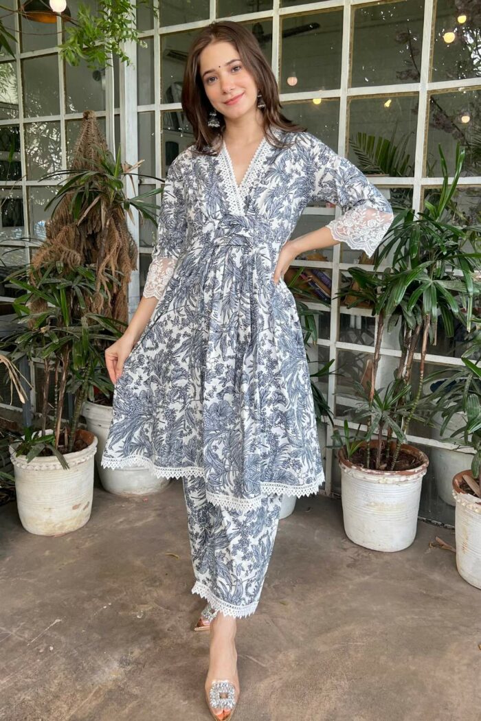 Floral Delight Lace Dress - Image 1