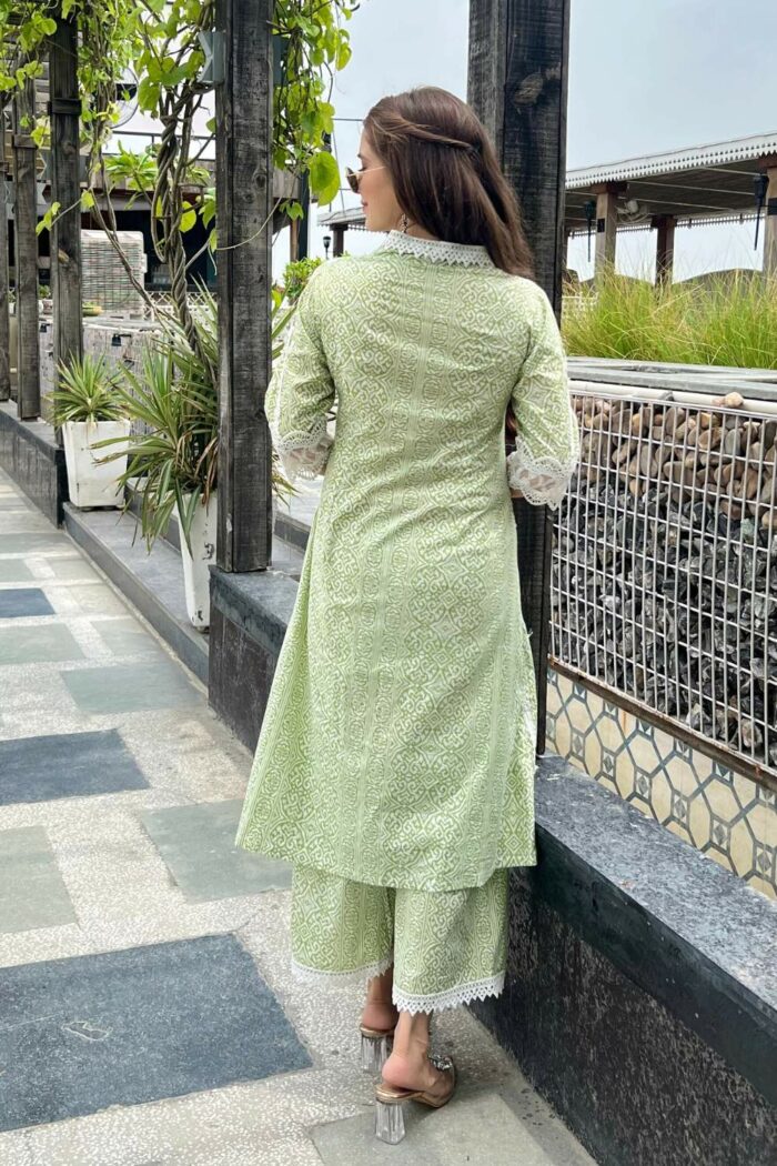 Lace Garden Fern Cocktail Dress - Image 6