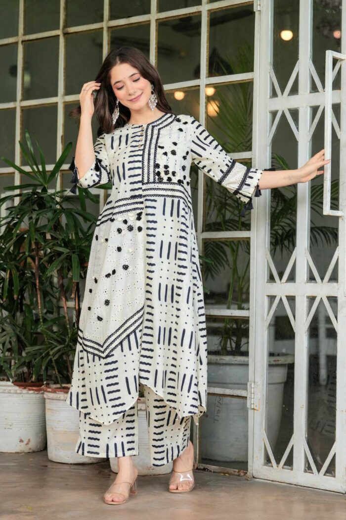 Abstract Lira Femme ensemble - Image 2